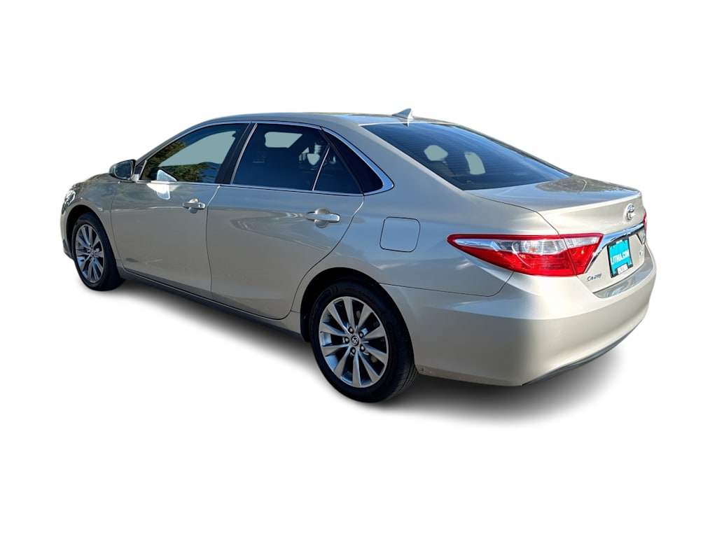 Thumbnail: 2016 Toyota Camry - 4