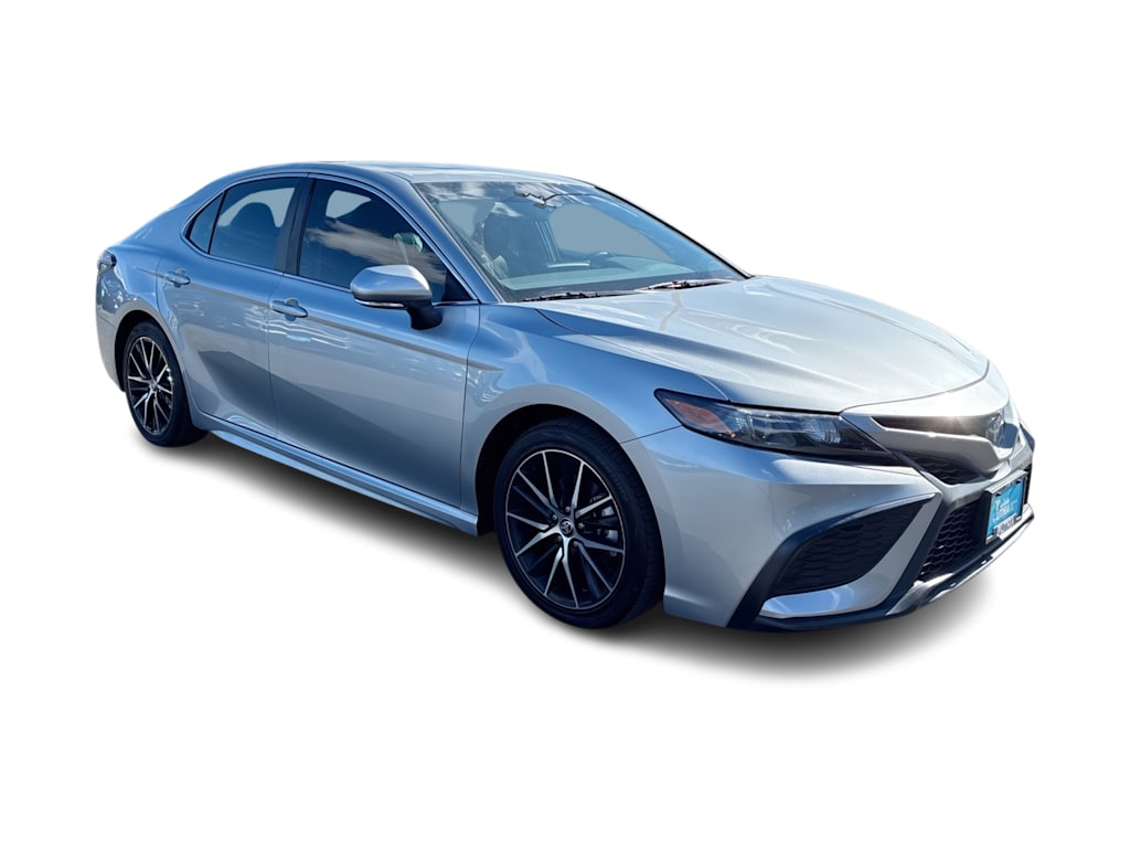 Thumbnail: 2021 Toyota Camry - 16