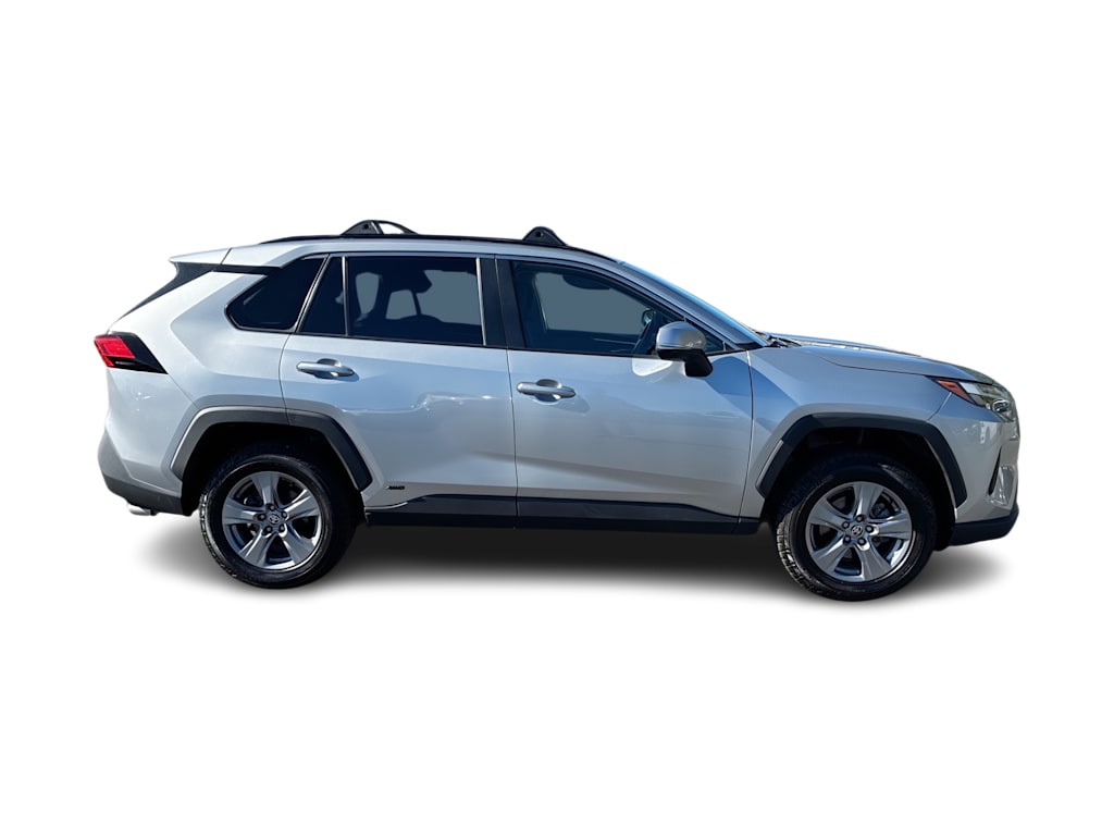 Thumbnail: 2022 Toyota RAV4 - 19