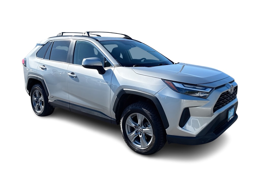 Thumbnail: 2022 Toyota RAV4 - 16