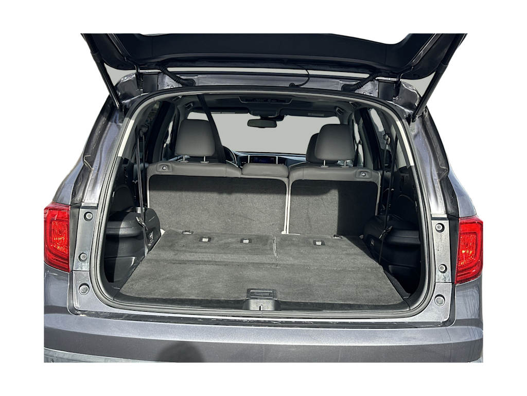 Thumbnail: 2017 Honda Pilot - 14