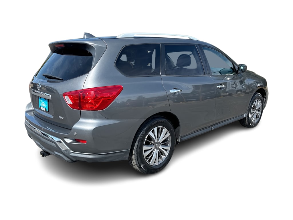 Thumbnail: 2019 Nissan Pathfinder - 17