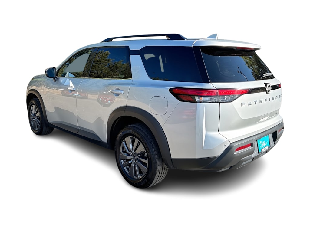 Thumbnail: 2024 Nissan Pathfinder - 4