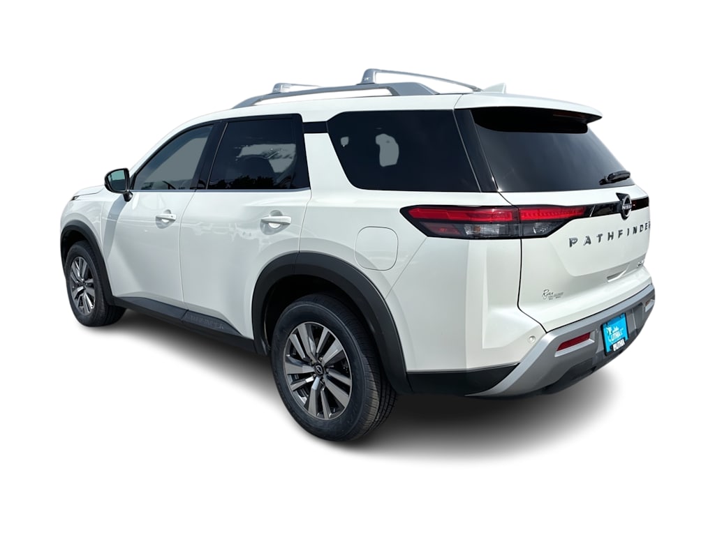 Thumbnail: 2023 Nissan Pathfinder - 4