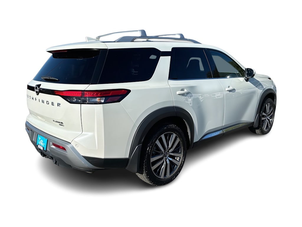Thumbnail: 2022 Nissan Pathfinder - 17