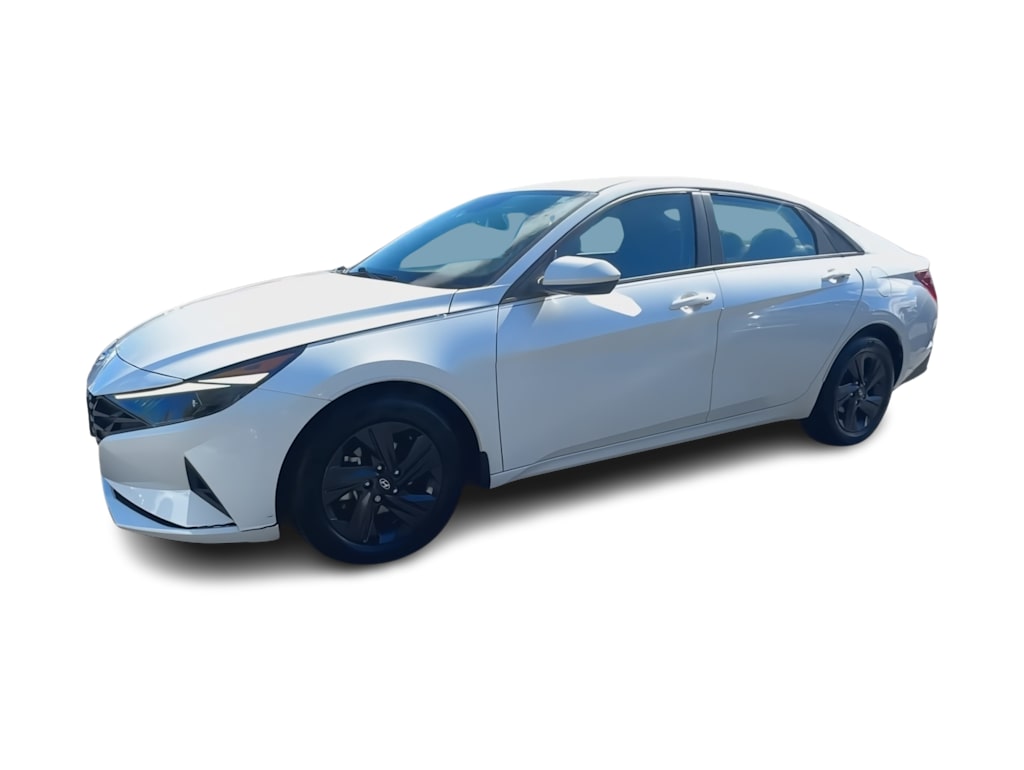 Thumbnail: 2022 Hyundai Elantra - 3