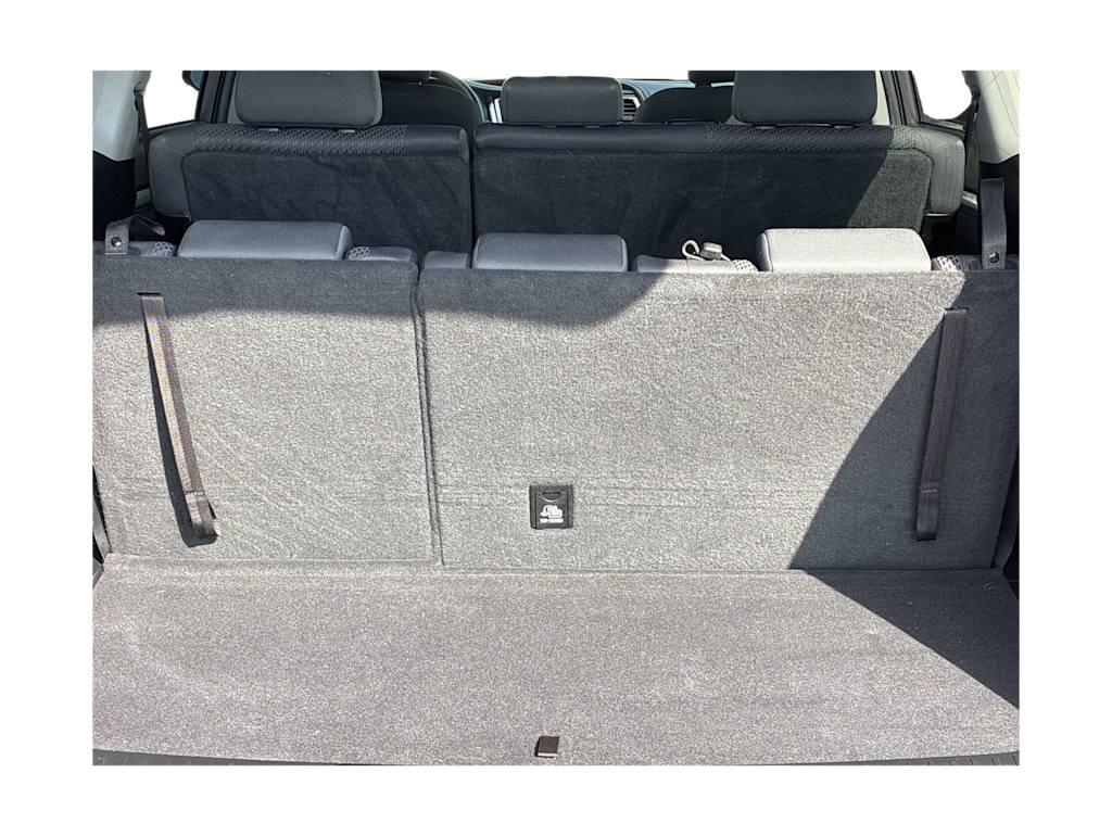 Thumbnail: 2019 Toyota Highlander - 14