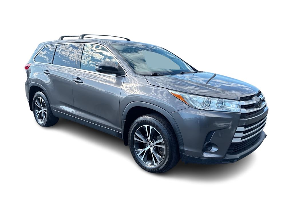 Thumbnail: 2019 Toyota Highlander - 15