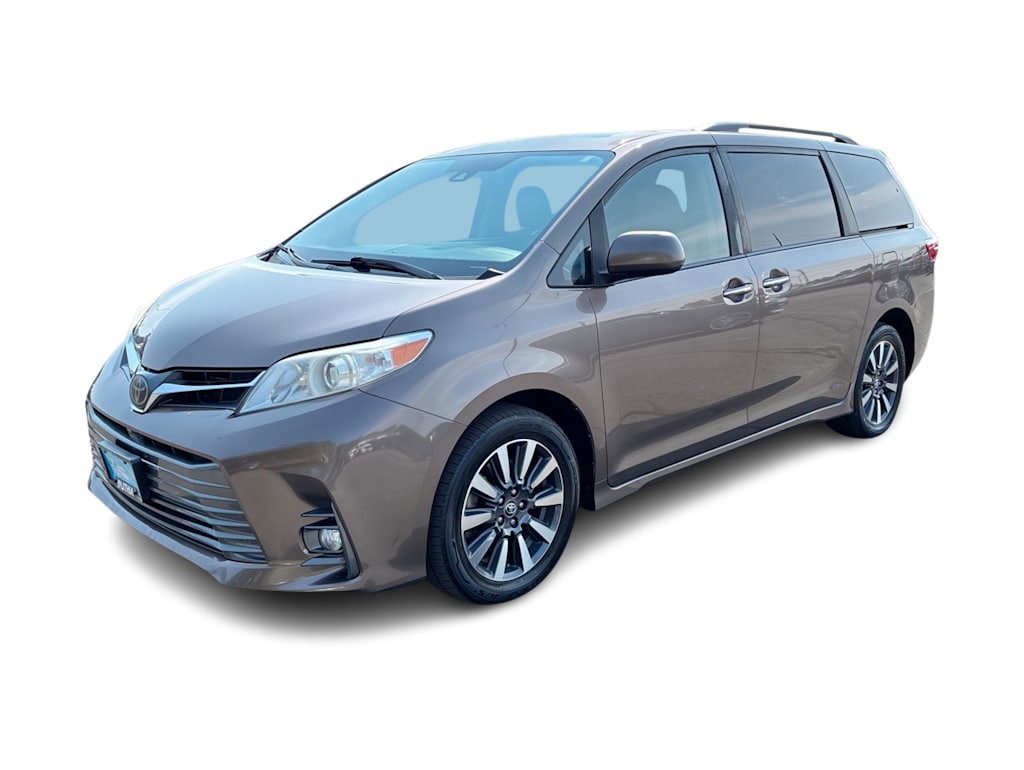 Thumbnail: 2020 Toyota Sienna - 15