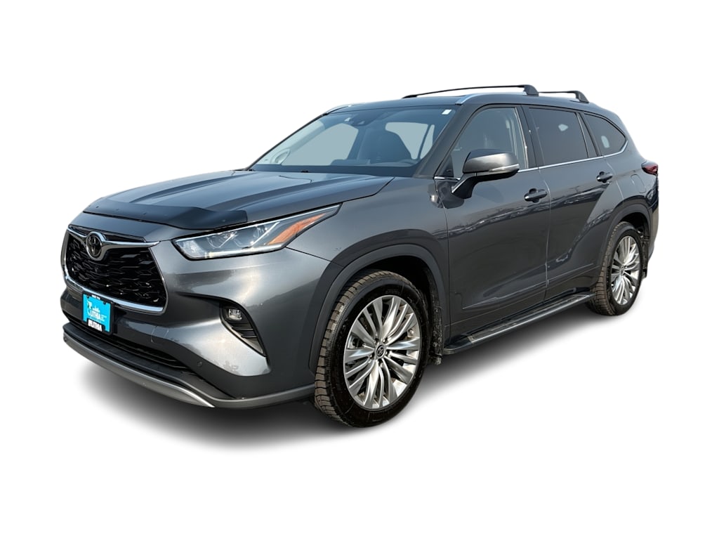 Thumbnail: 2022 Toyota Highlander - 17