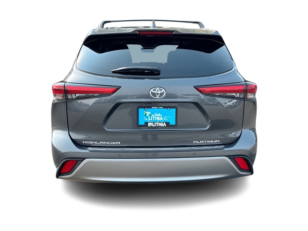 Thumbnail: 2022 Toyota Highlander - 5