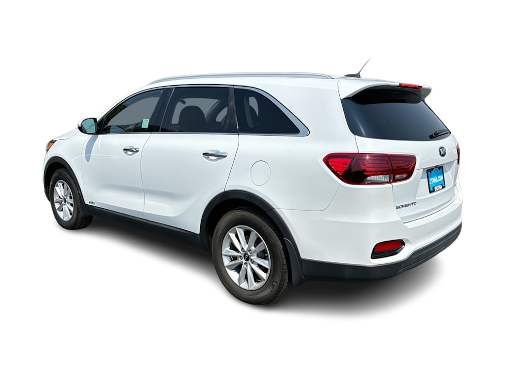 Thumbnail: 2020 Kia Sorento - 4