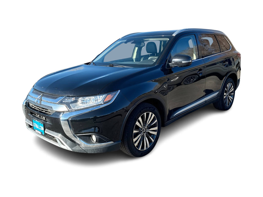 Thumbnail: 2020 Mitsubishi Outlander - 16