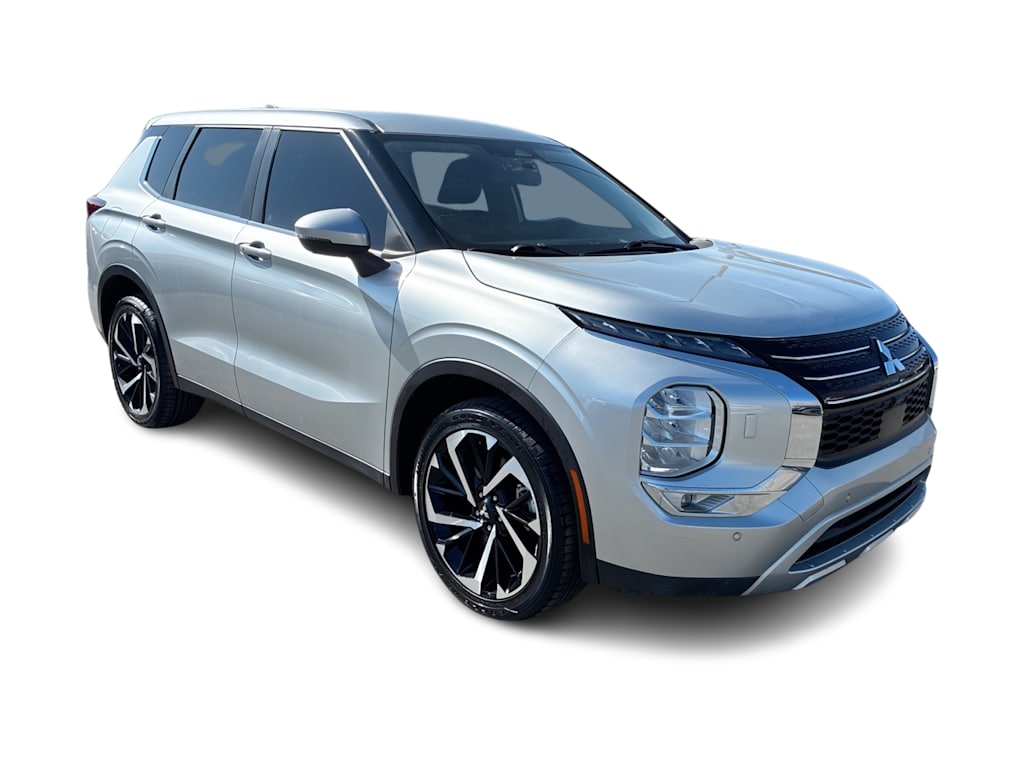 Thumbnail: 2022 Mitsubishi Outlander - 15