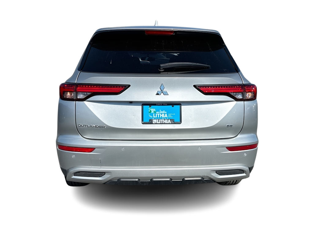 Thumbnail: 2022 Mitsubishi Outlander - 5