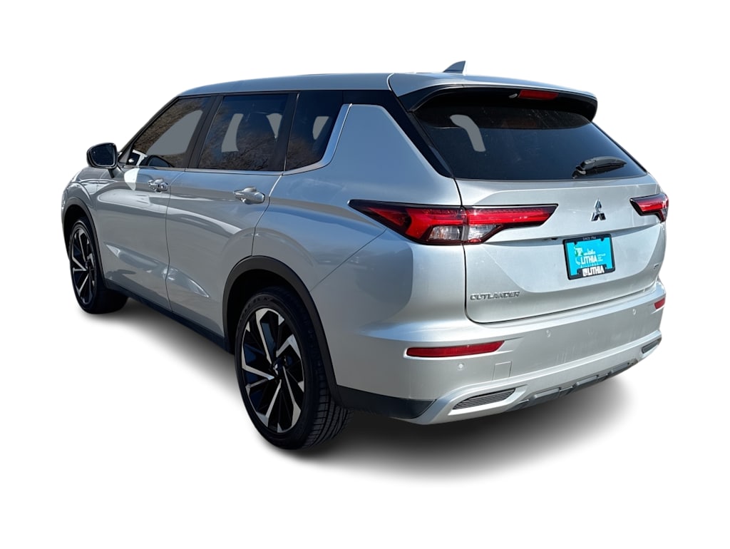 Thumbnail: 2022 Mitsubishi Outlander - 4