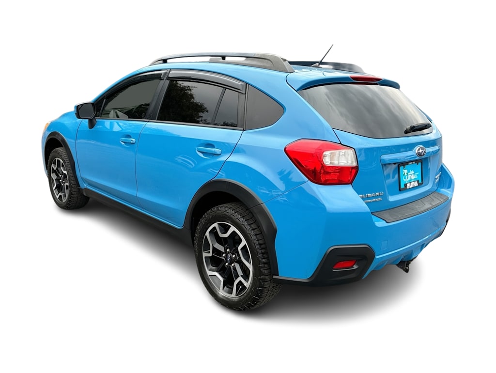 Thumbnail: 2017 Subaru Crosstrek - 4