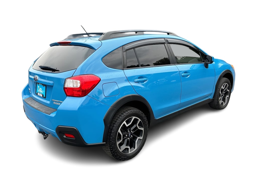 Thumbnail: 2017 Subaru Crosstrek - 17