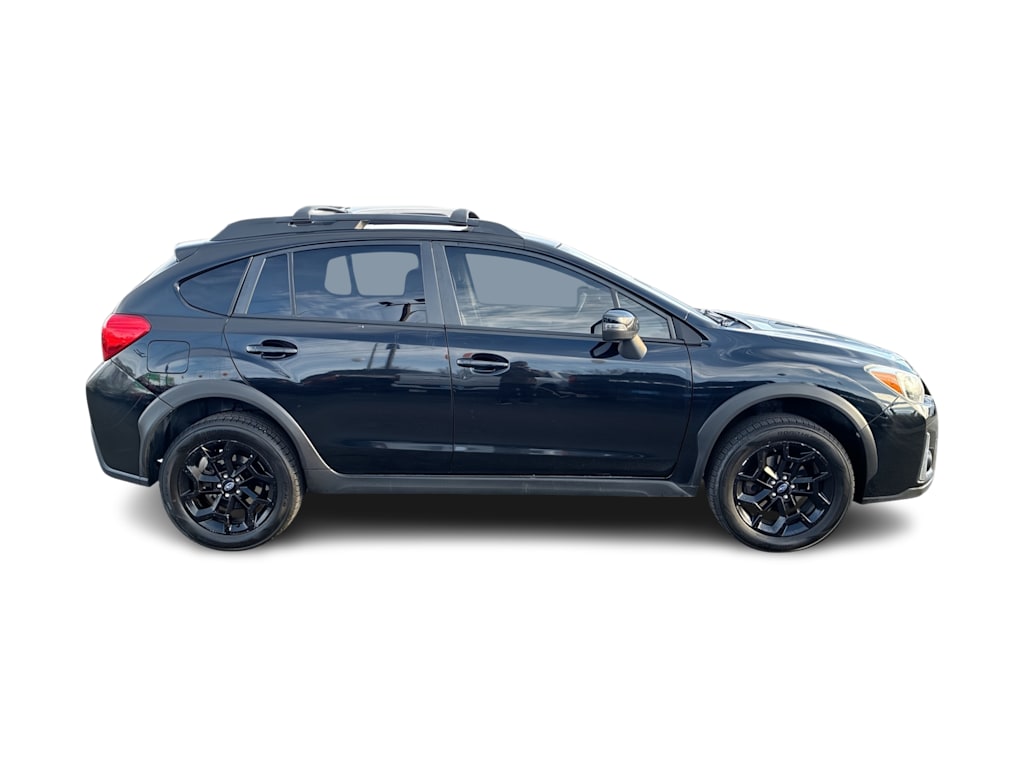 Thumbnail: 2017 Subaru Crosstrek - 19