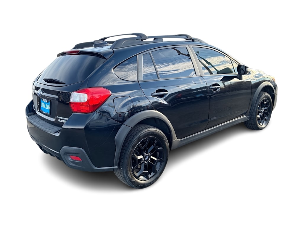 Thumbnail: 2017 Subaru Crosstrek - 18
