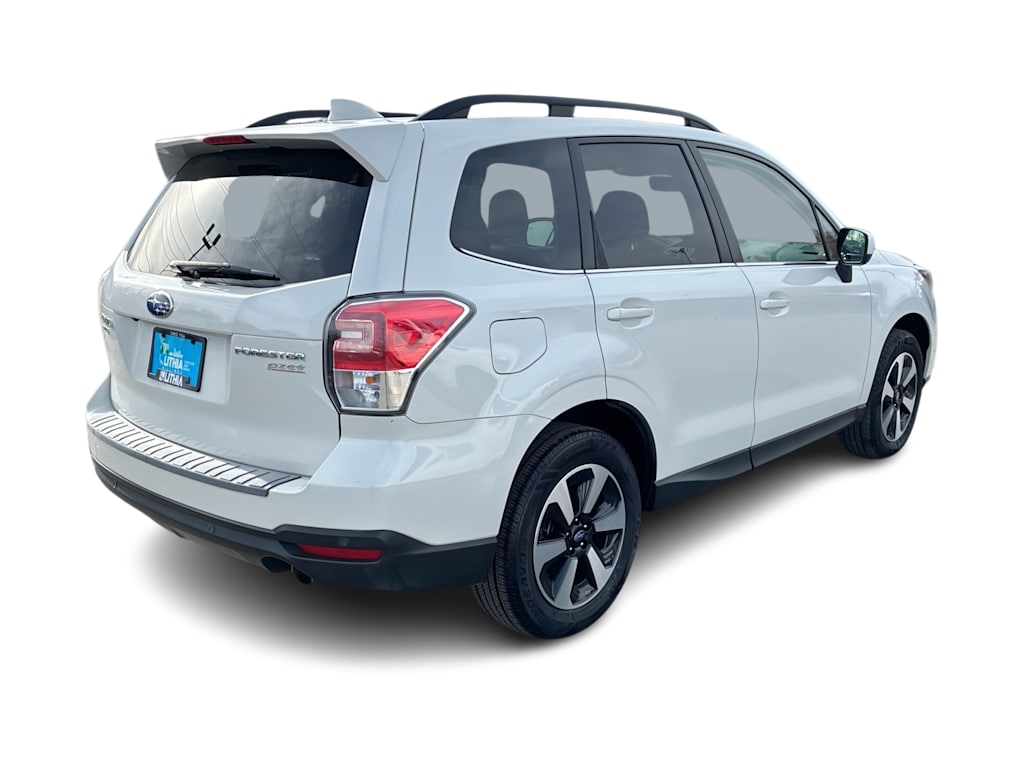 Thumbnail: 2017 Subaru Forester - 18