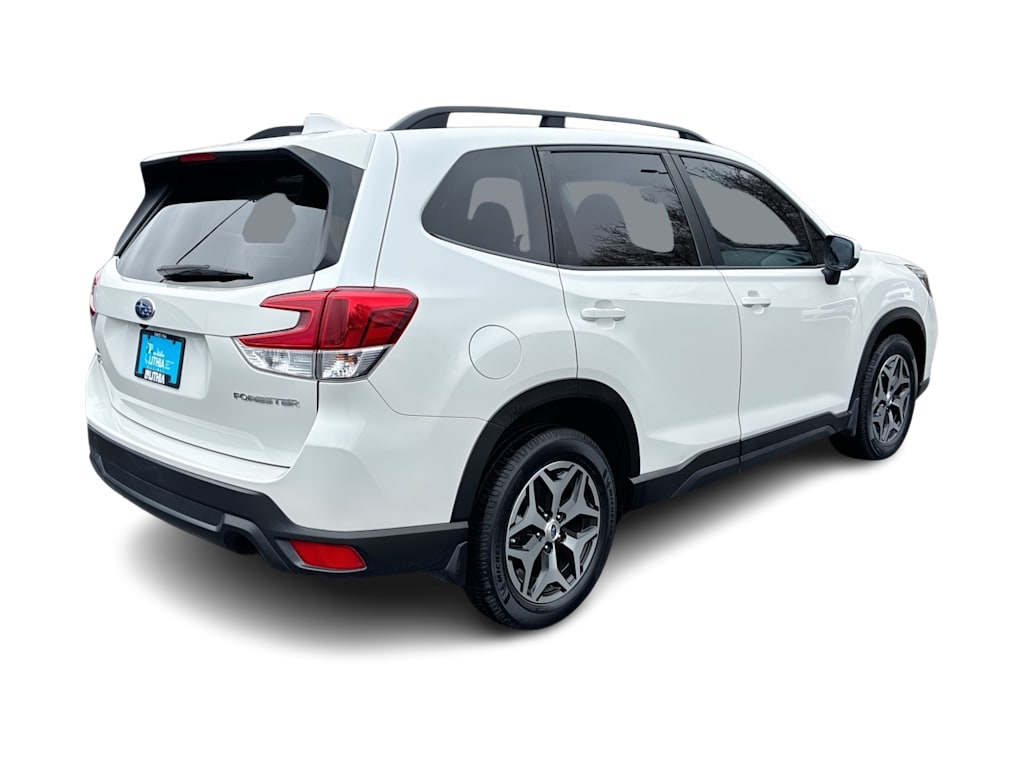 Thumbnail: 2020 Subaru Forester - 18