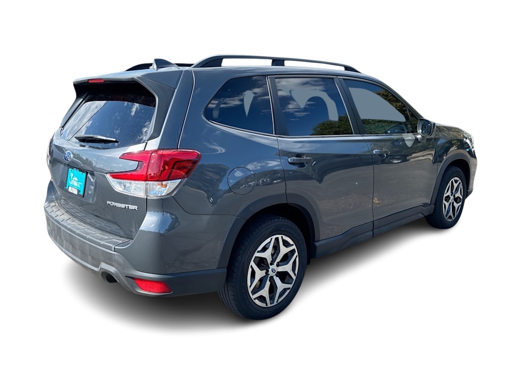 Thumbnail: 2020 Subaru Forester - 18