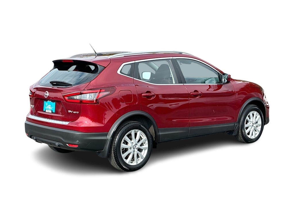 Thumbnail: 2021 Nissan Rogue Sport - 17
