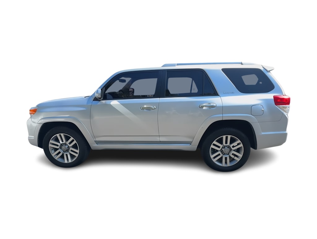 Thumbnail: 2011 Toyota 4Runner - 3