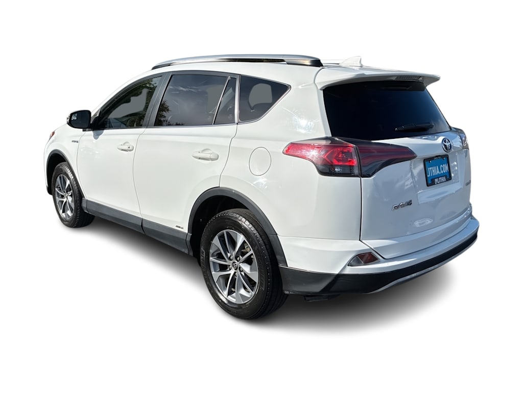 Thumbnail: 2018 Toyota RAV4 - 4