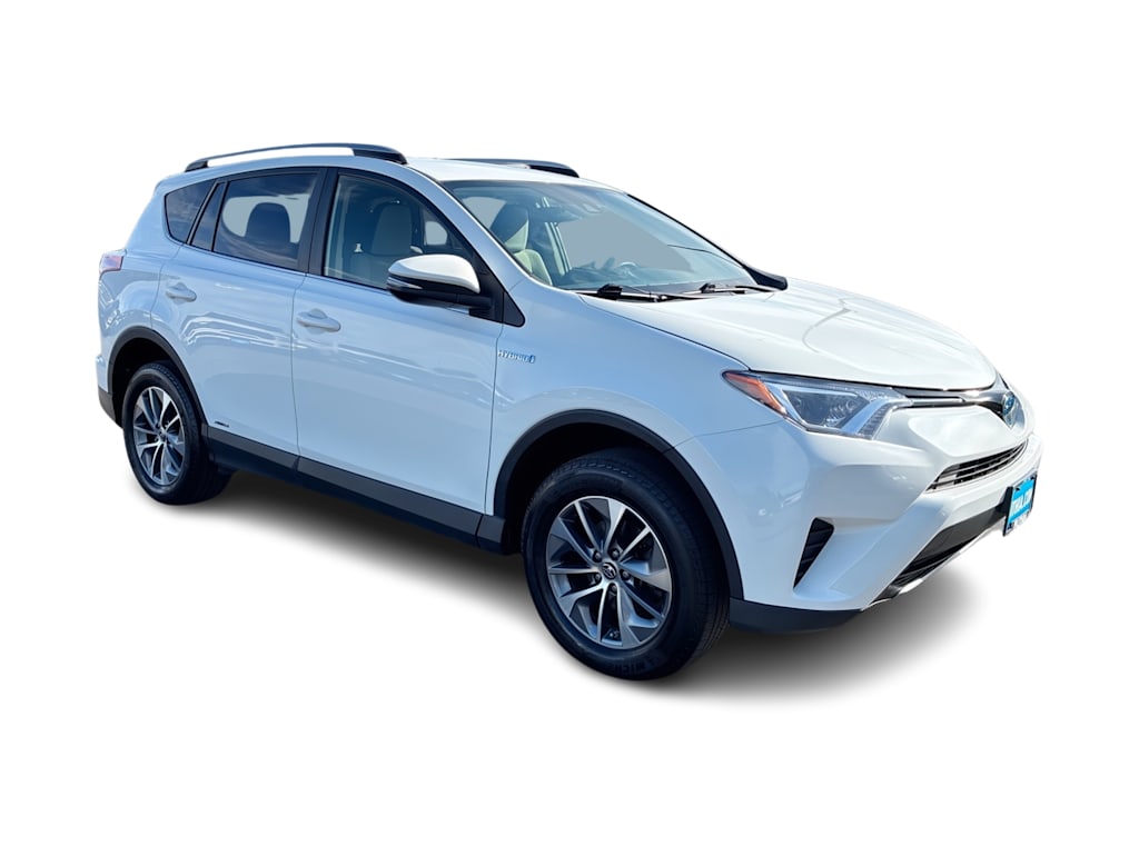 Thumbnail: 2018 Toyota RAV4 - 15