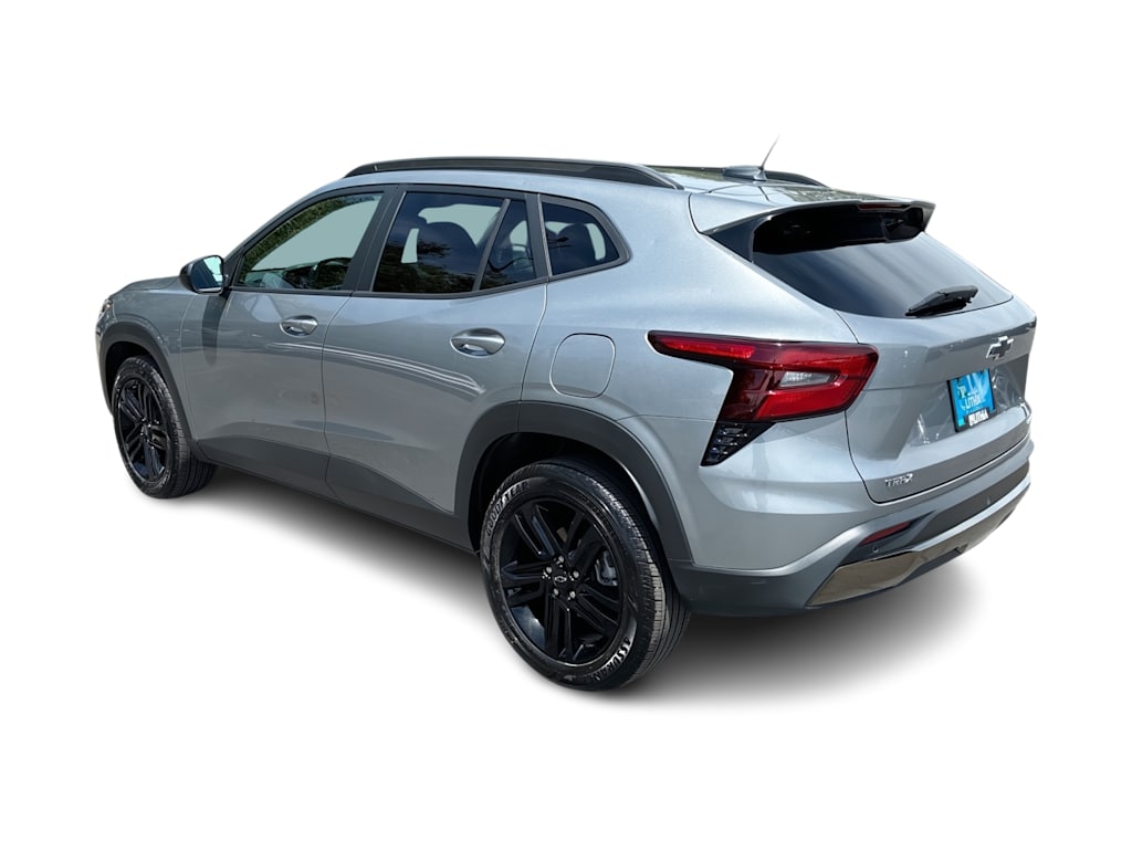 Thumbnail: 2024 Chevrolet Trax - 4