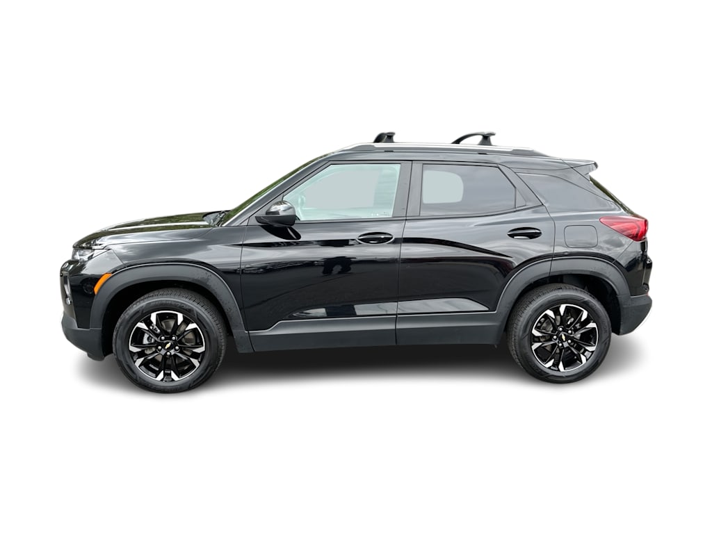Thumbnail: 2021 Chevrolet TrailBlazer - 3