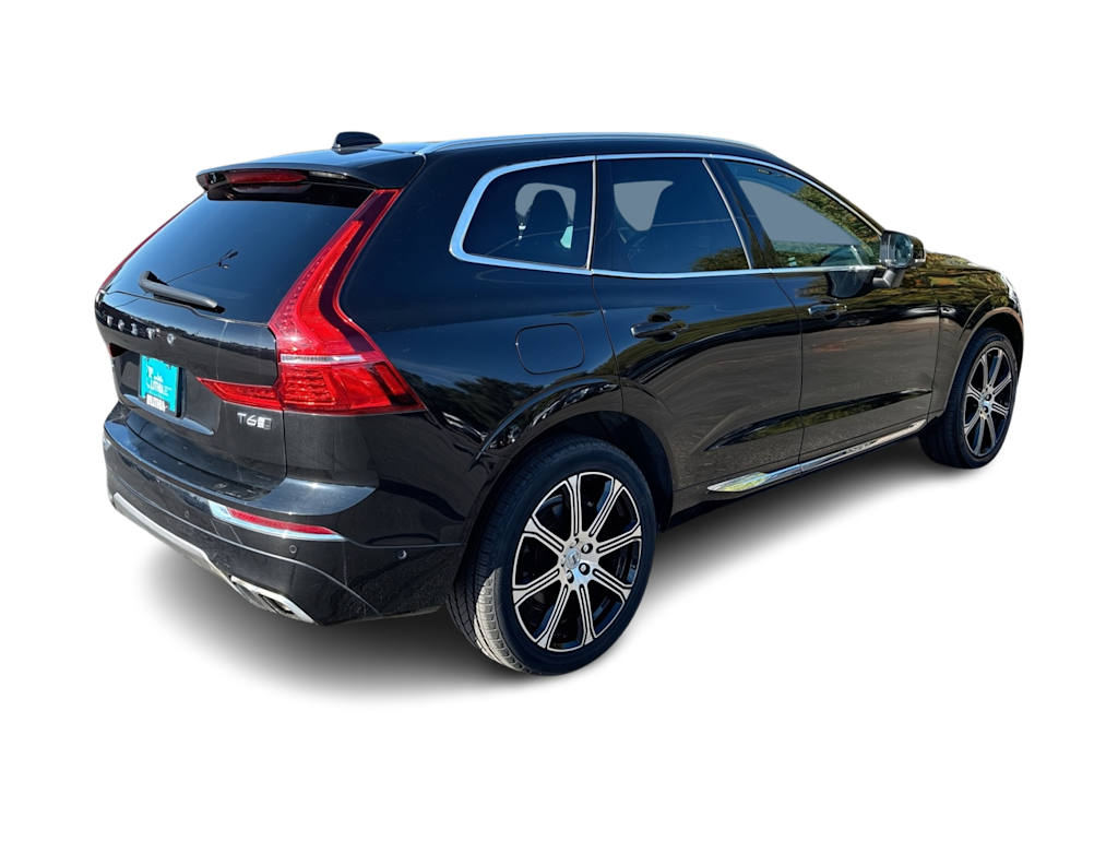 Thumbnail: 2019 Volvo XC60 - 17