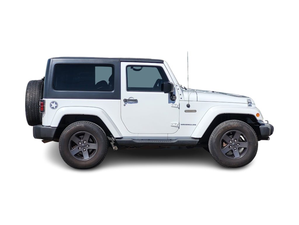 Thumbnail: 2016 Jeep Wrangler - 15