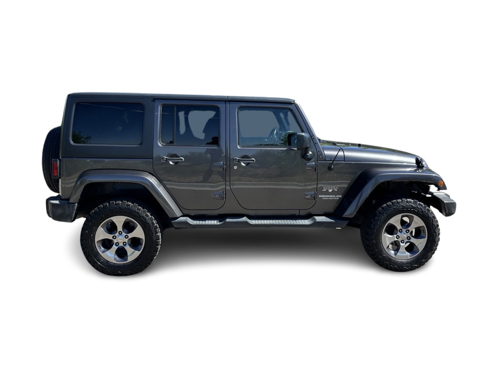 2016 Jeep Wrangler Unlimited Sahara 22