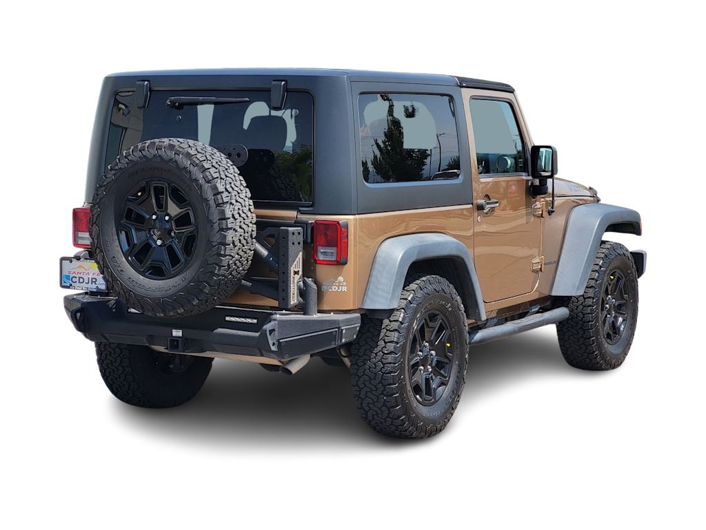 Thumbnail: 2015 Jeep Wrangler - 18