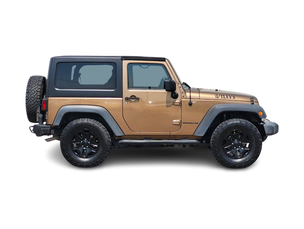 Thumbnail: 2015 Jeep Wrangler - 17