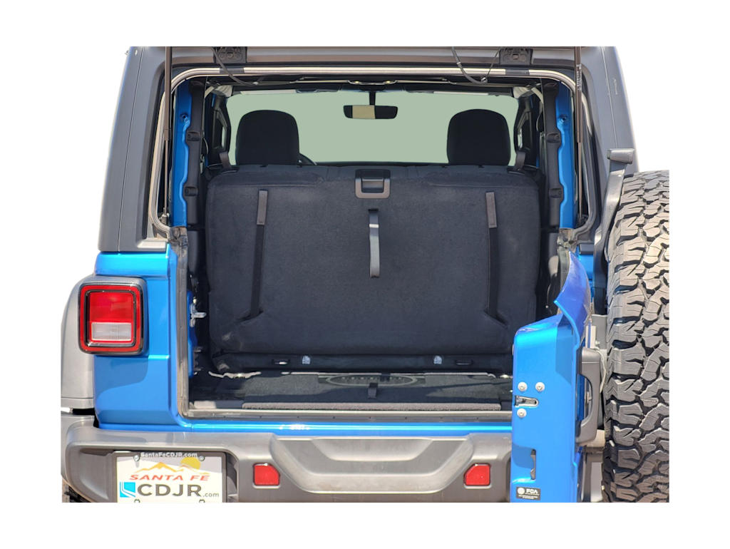 Thumbnail: 2022 Jeep Wrangler - 14