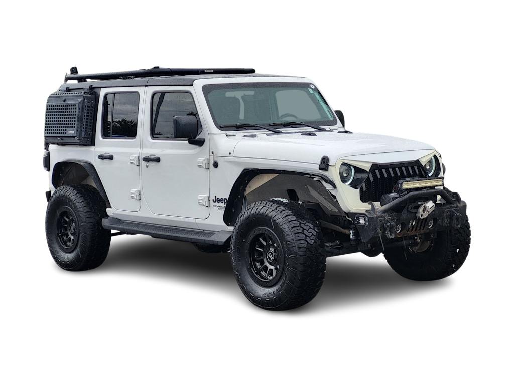 Thumbnail: 2021 Jeep Wrangler - 14