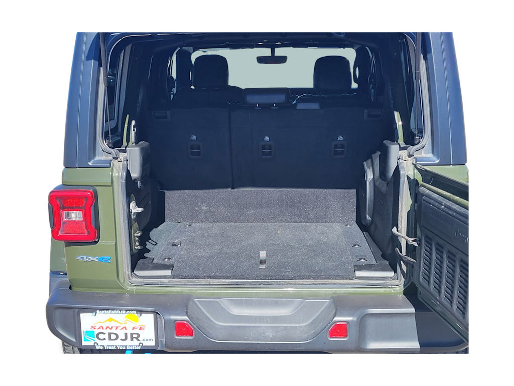 Thumbnail: 2022 Jeep Wrangler - 15