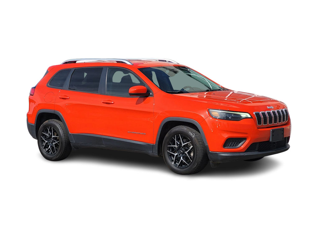 Thumbnail: 2021 Jeep Cherokee - 16