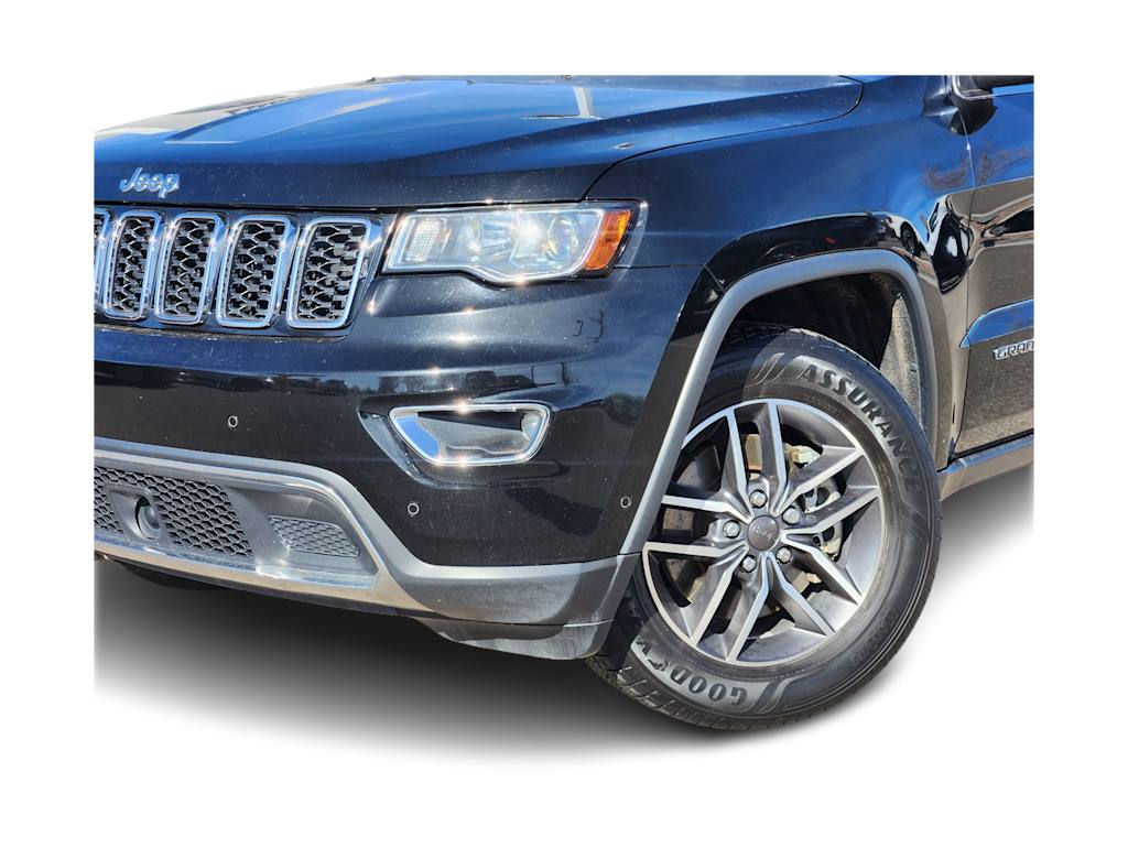 Thumbnail: 2021 Jeep Grand Cherokee - 17