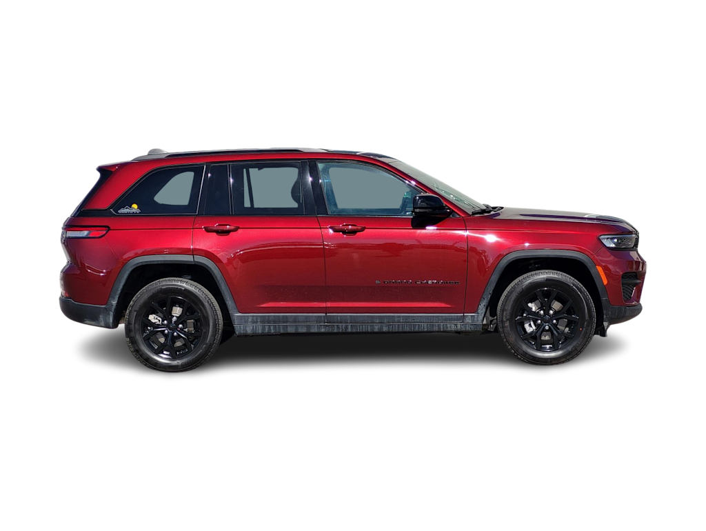 Thumbnail: 2024 Jeep Grand Cherokee - 16