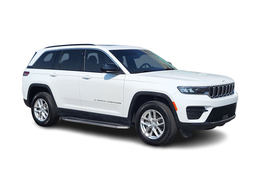 Thumbnail: 2024 Jeep Grand Cherokee - 16