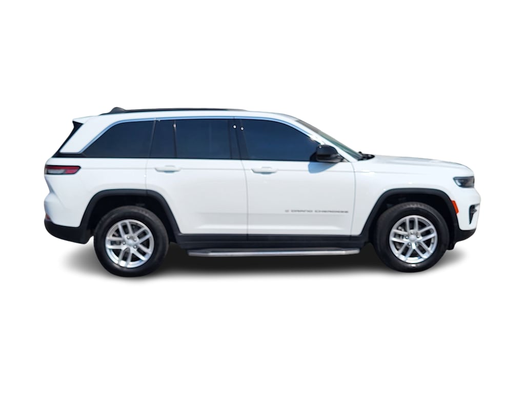 Thumbnail: 2024 Jeep Grand Cherokee - 17