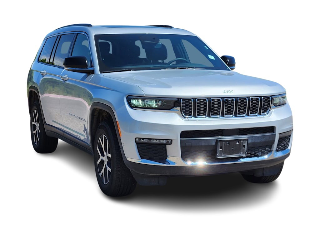 Thumbnail: 2024 Jeep Grand Cherokee L - 17
