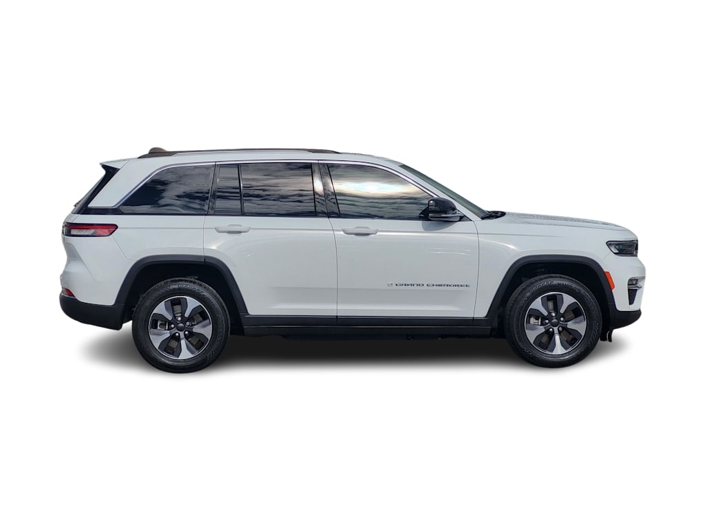 Thumbnail: 2023 Jeep Grand Cherokee - 18