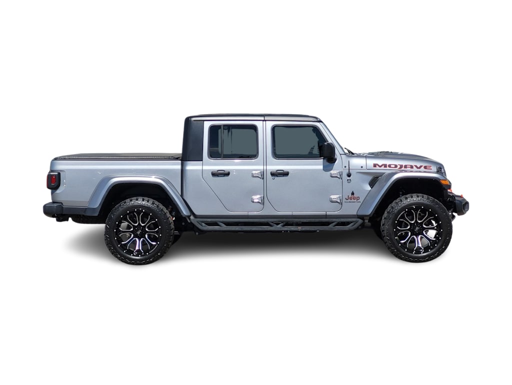 Thumbnail: 2020 Jeep Gladiator - 16