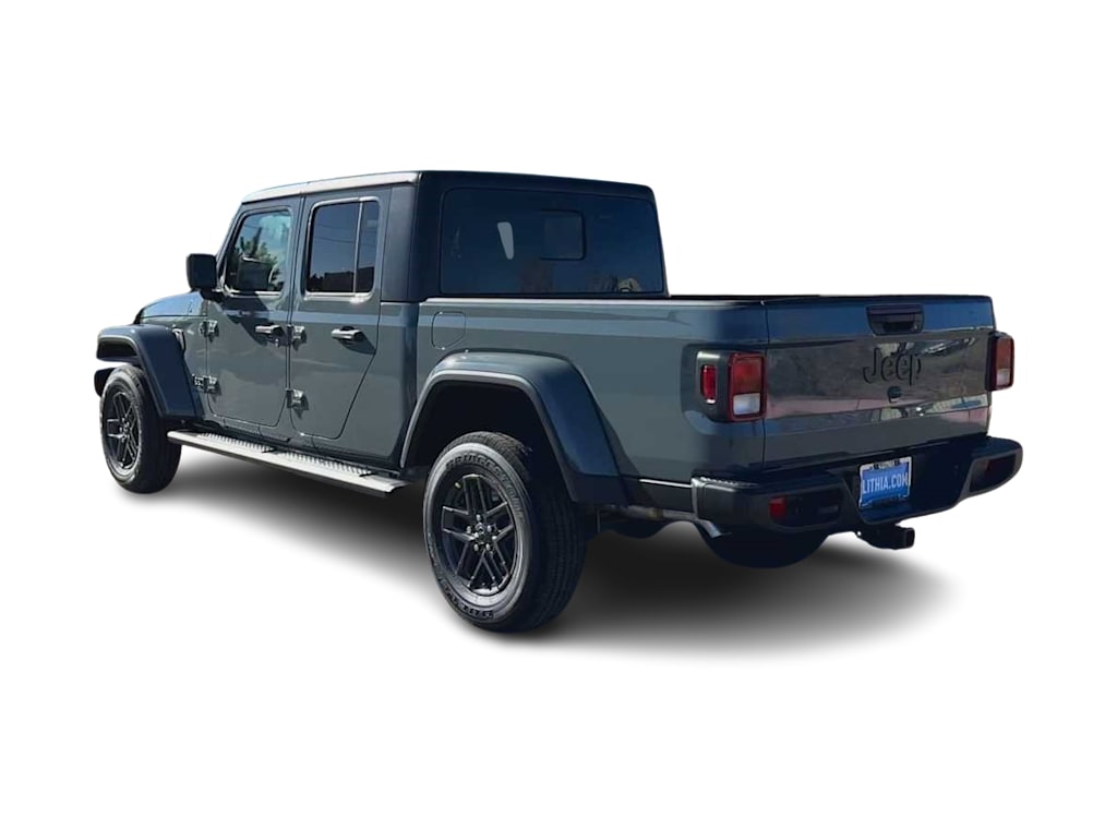 Thumbnail: 2025 Jeep Gladiator - 4